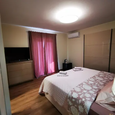 Casa Blanca Ubytování v soukromí Umag